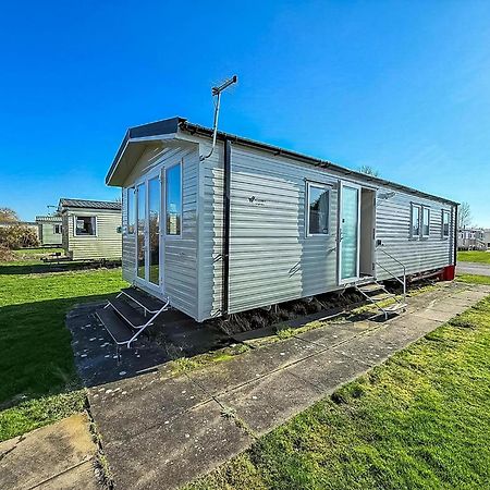 Lovely 8 Berth Caravan In Southview Holiday Park, Ref 33042Tc Скегнес Екстериор снимка